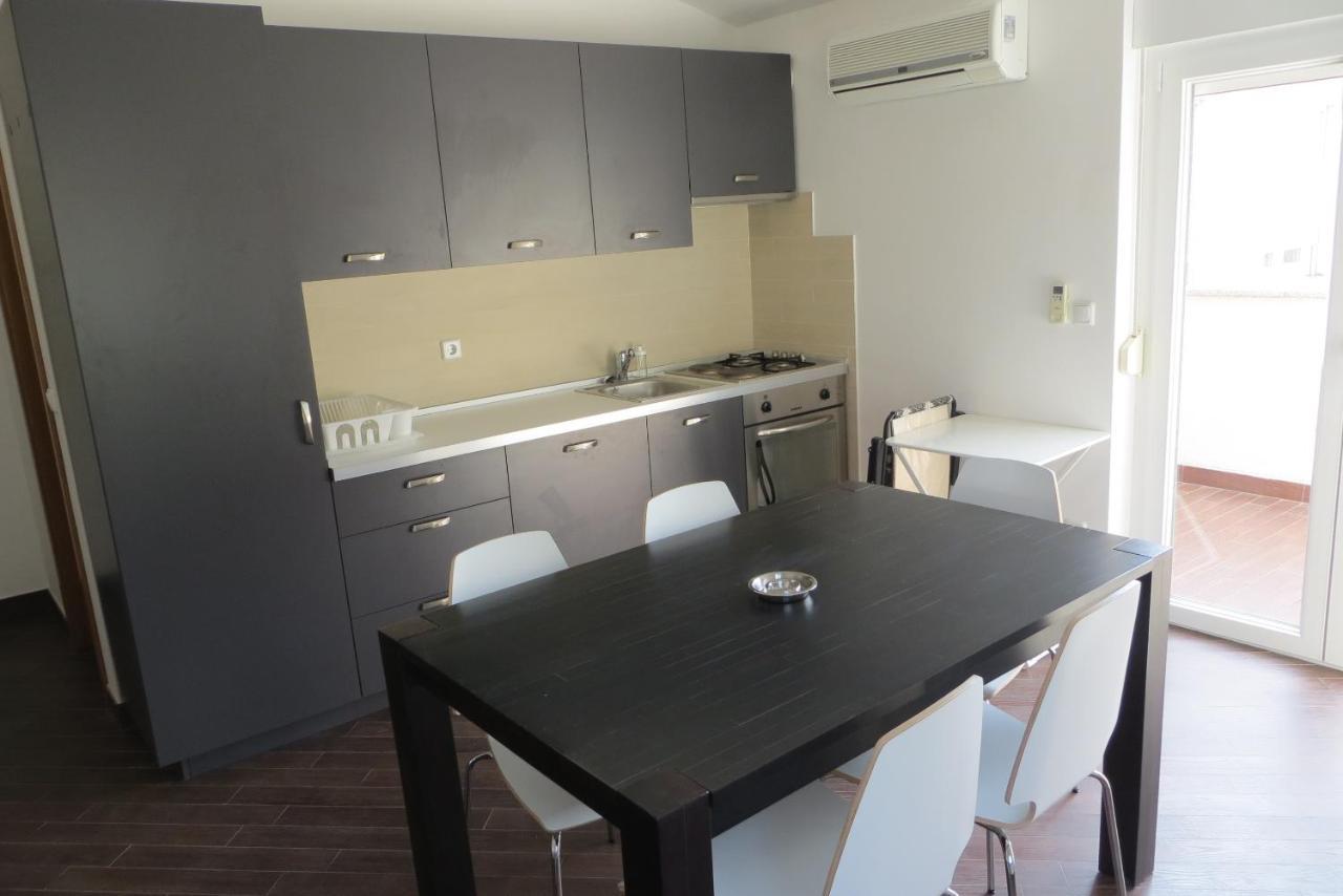 Mungos Apartment Cesarica Exterior photo
